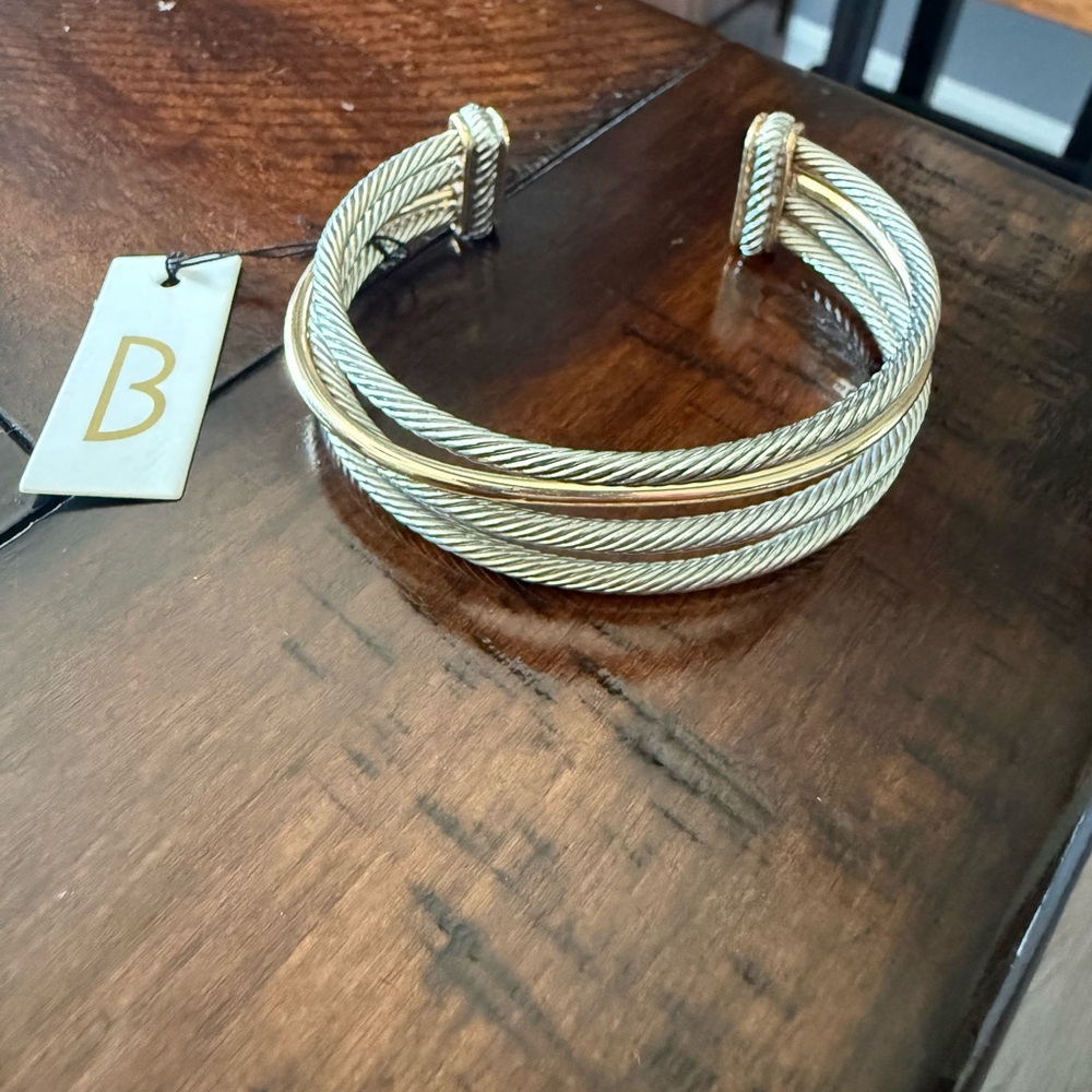 Stylish Two-Tone Women's Bracelet